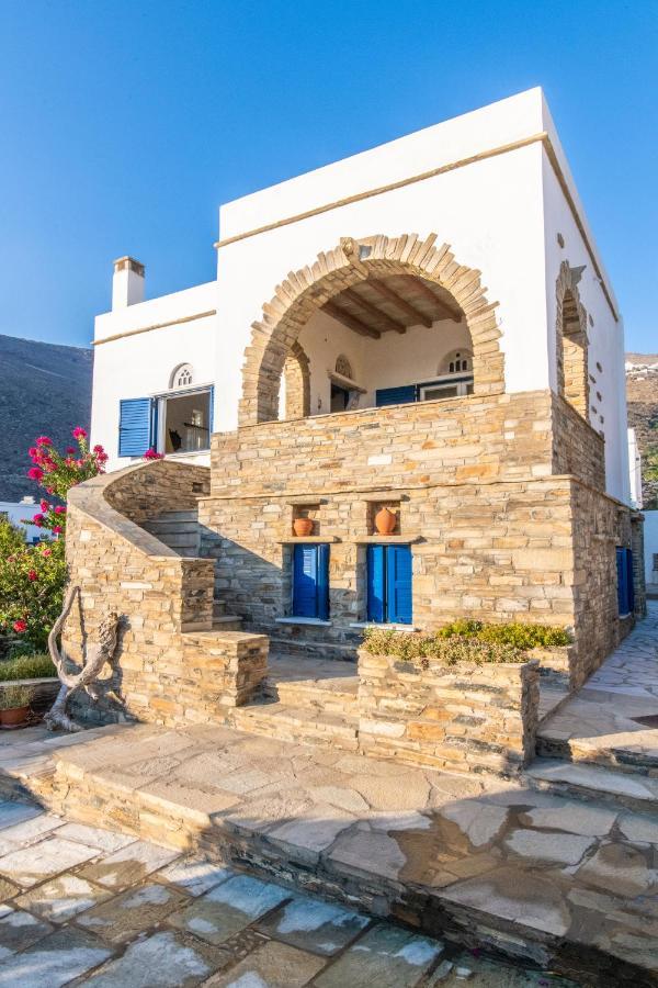 Traditional House By The Sea Isztérnia Kültér fotó